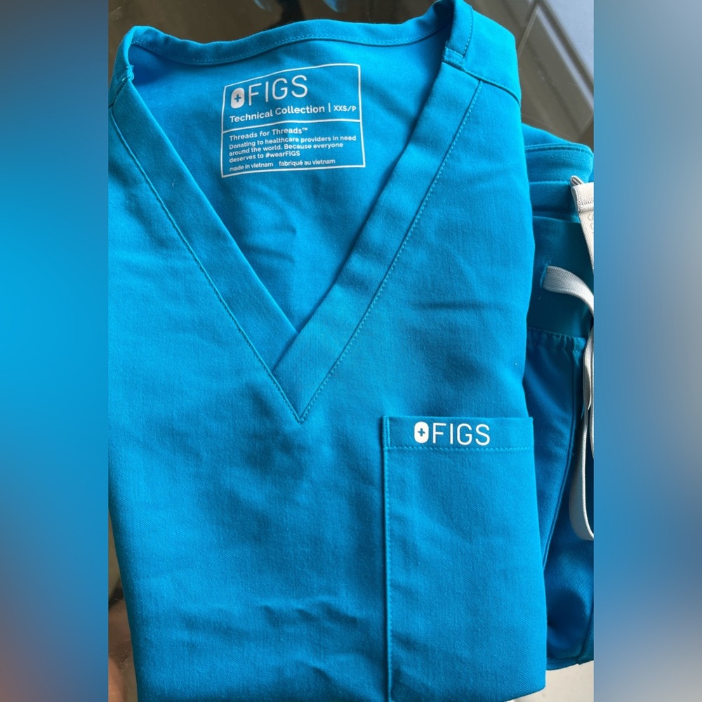 Figs Scrub Pants - Picture 9 of 11